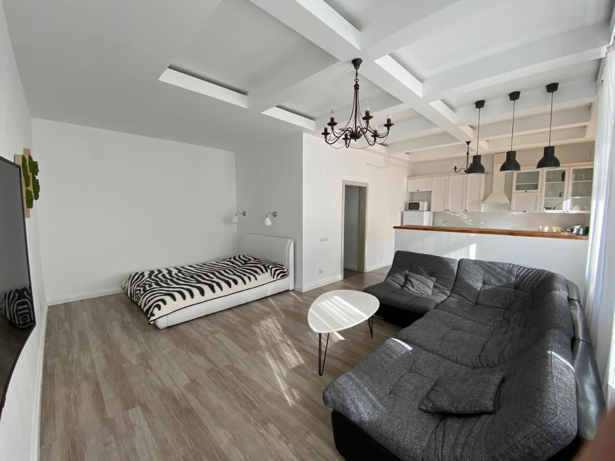 Bright Apartment Γόμελ Εξωτερικό φωτογραφία